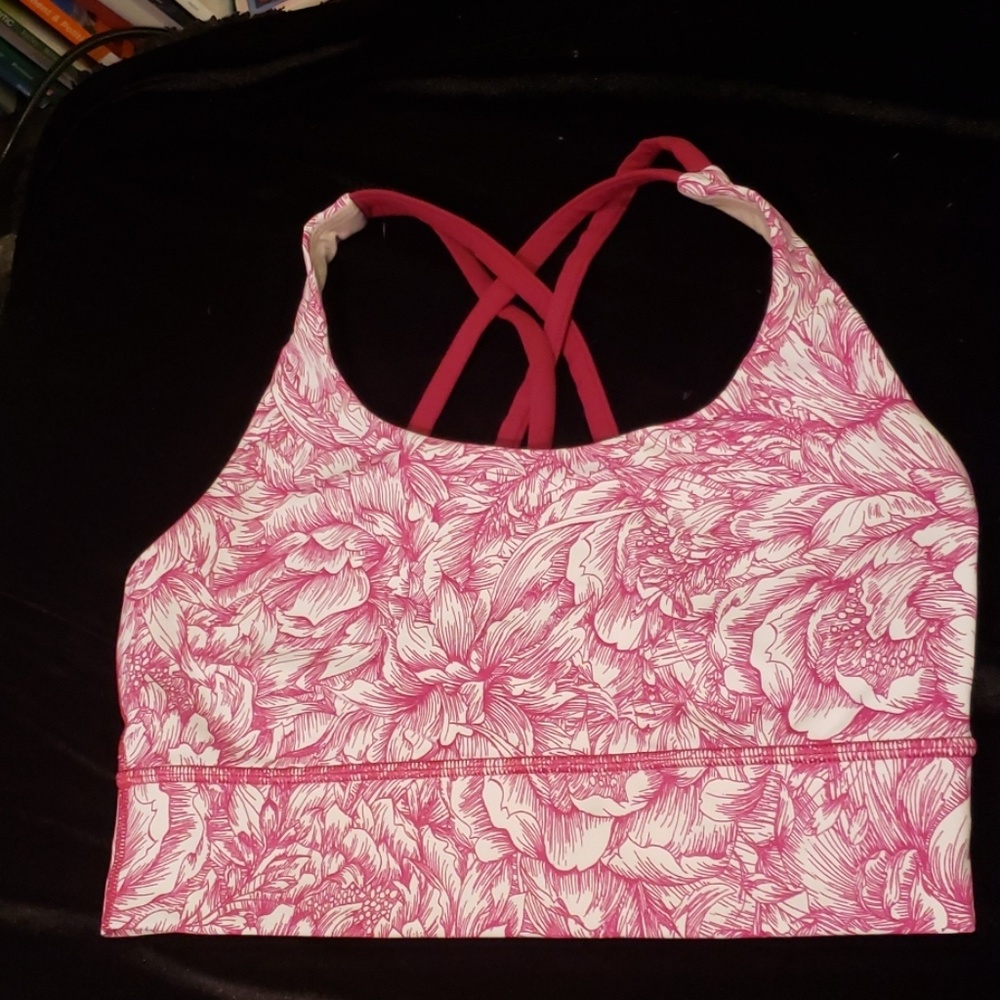 Lululemon sports bra